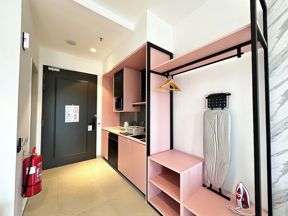 The Paxtonz by Manhattan Group