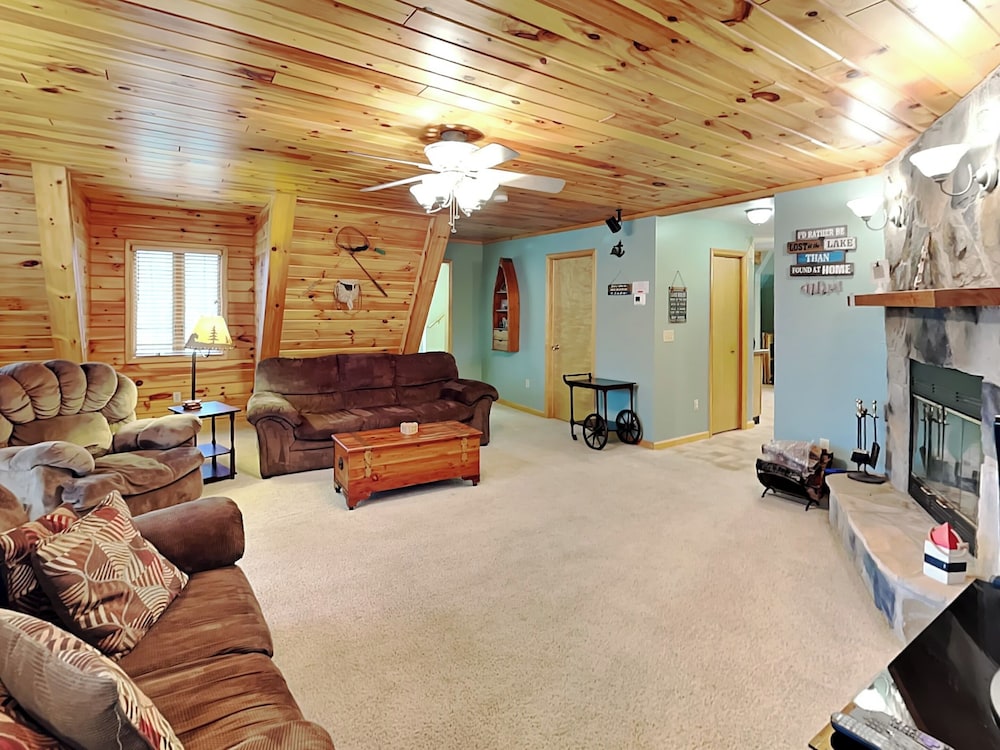 Walnut Cellars by Taylor Made Deep Creek