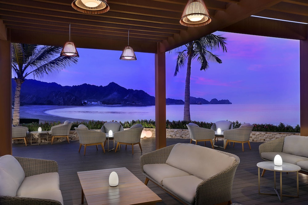 Al Bustan Palace, a Ritz-Carlton Hotel 104