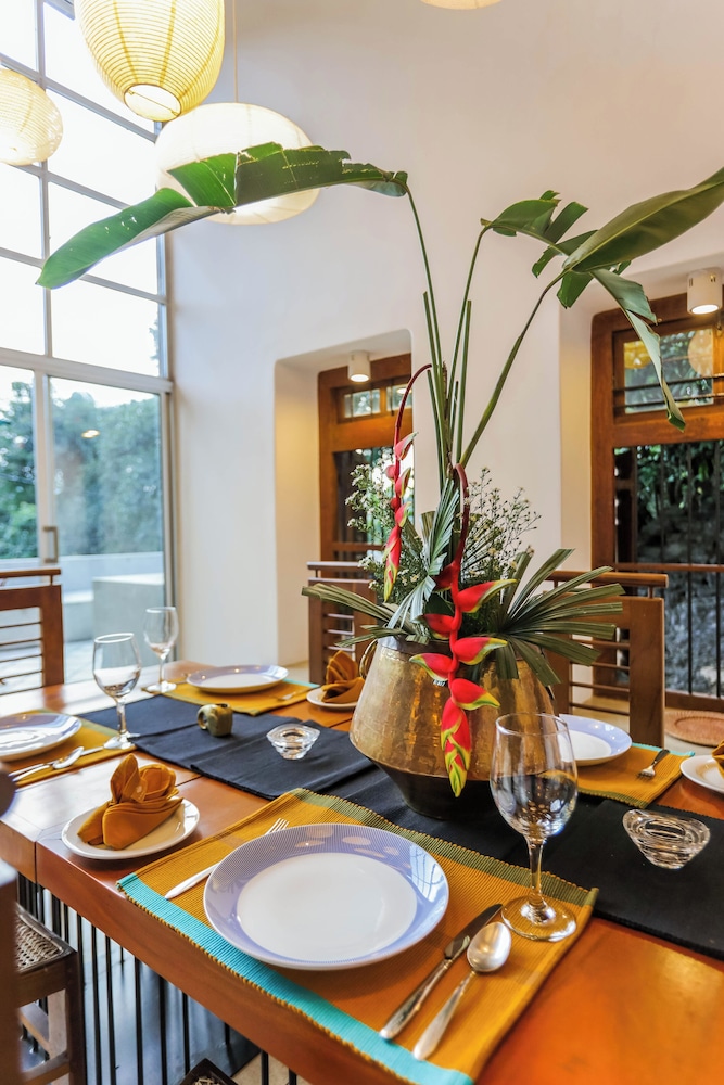 Margossa Residence Kandy
