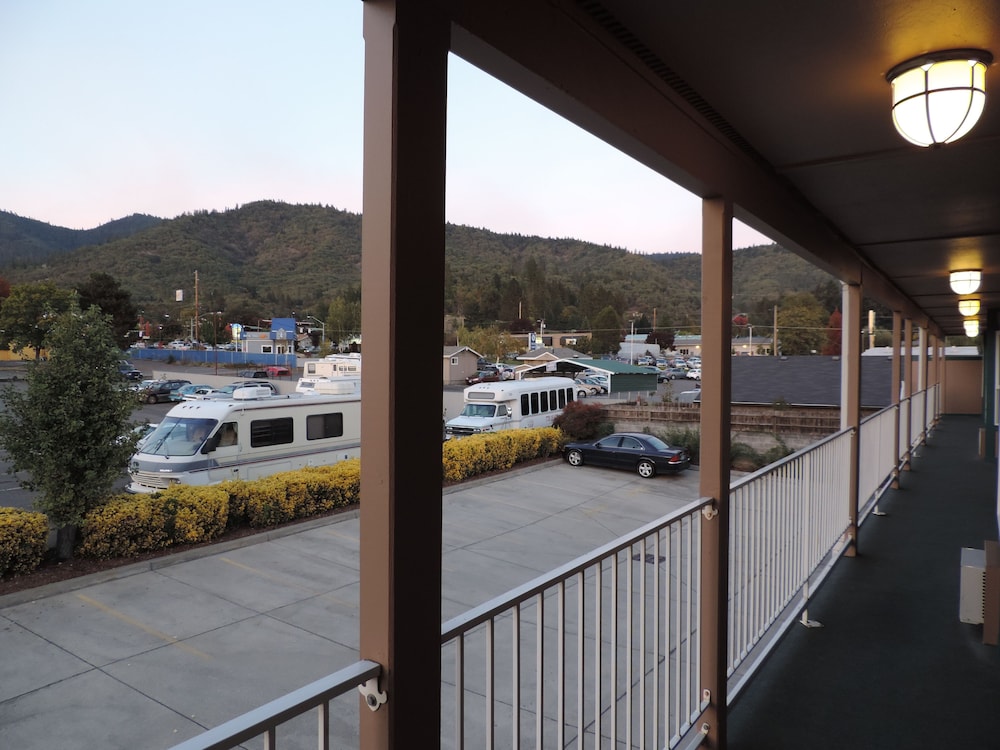 Sweet Breeze Inn