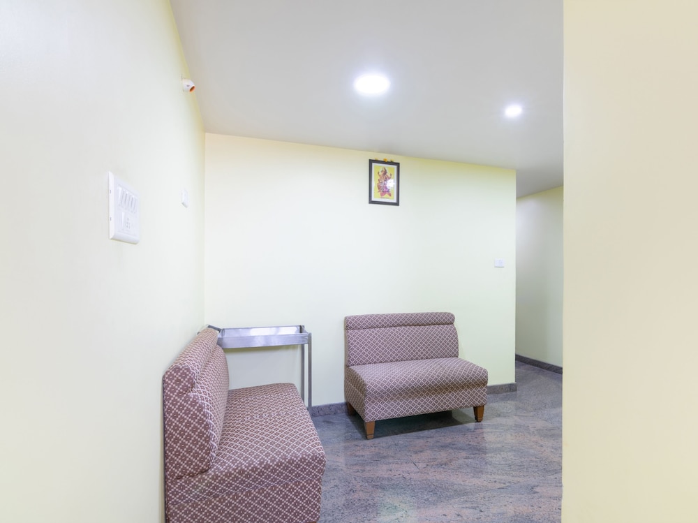 OYO 8385 Udupi Inn