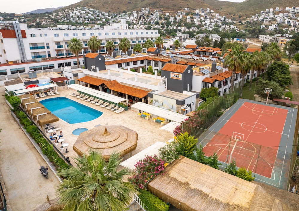 Tiana Beach Tatil Köyü - Her Şey Dahil - Image 29