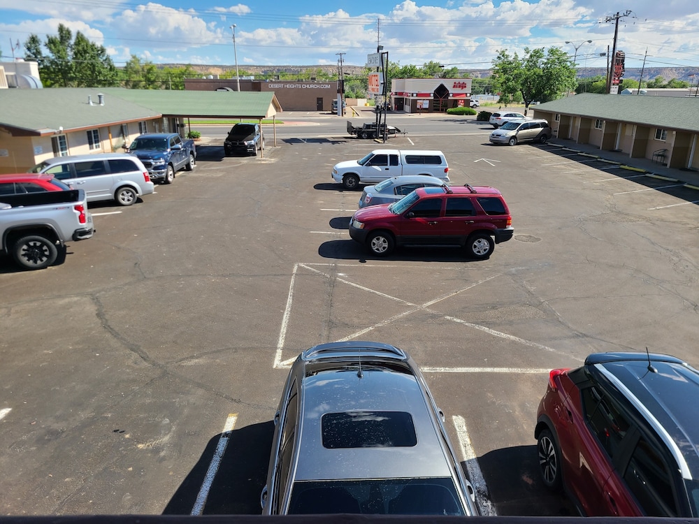 Encore Motel