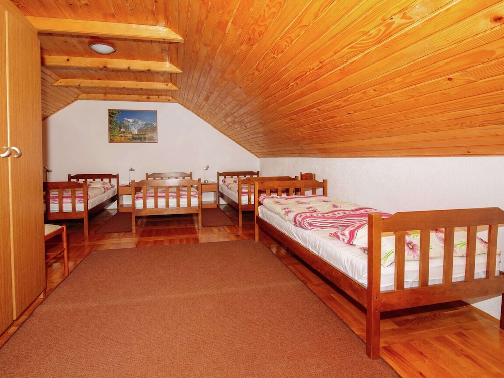 Cottage in Lovinac Near Paklenica Park view 2