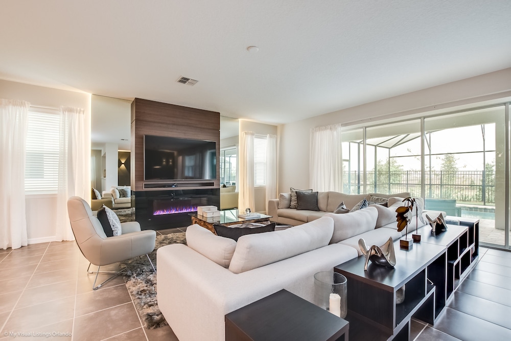 9 Bdrm 6,5 B Villa W Private Pool - Image 4