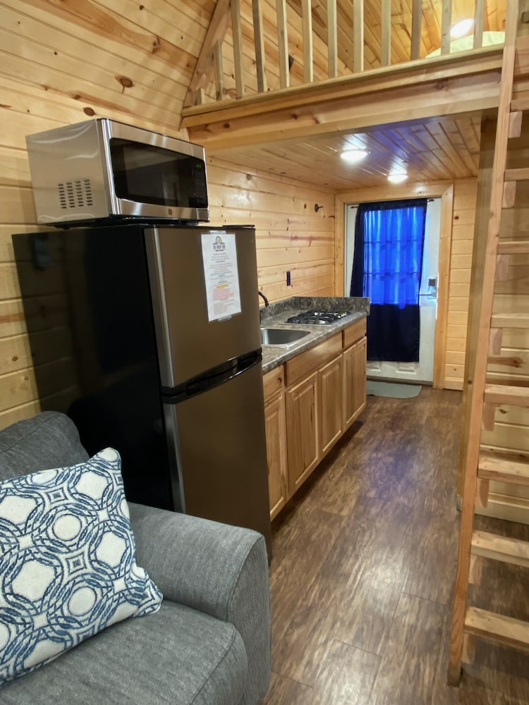 Do Drop Inn RV Resort and Cabins view 5