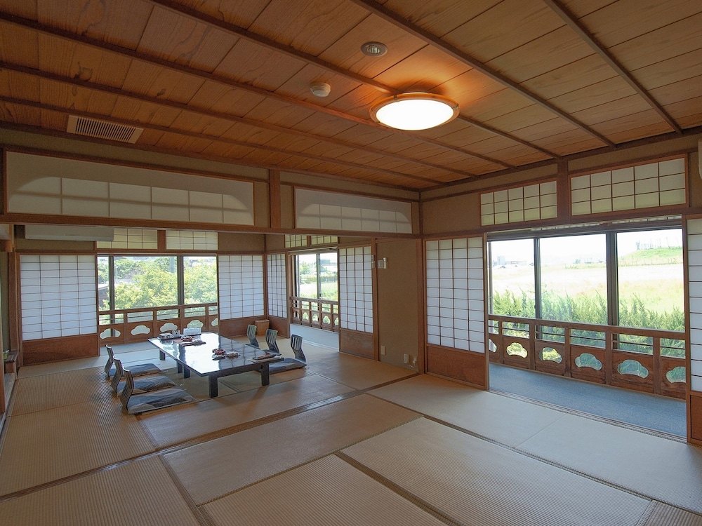 Yuhigaura Onsen Konoya view 5