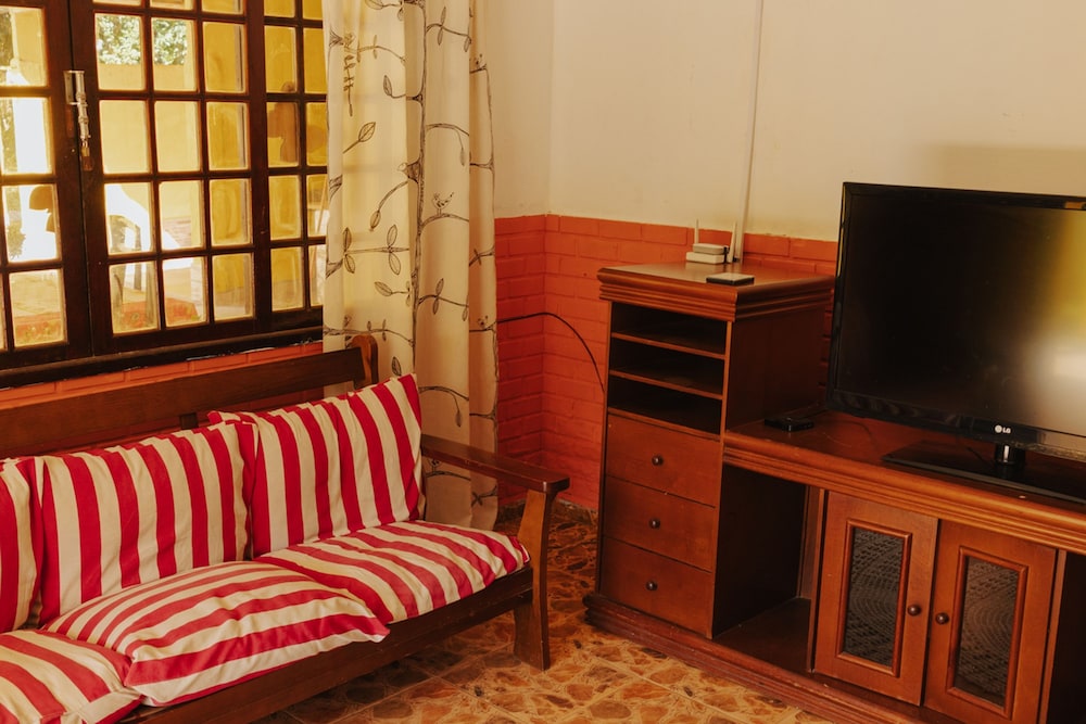 Casa de Campo com Churrasq e Wifi em Mag RJ