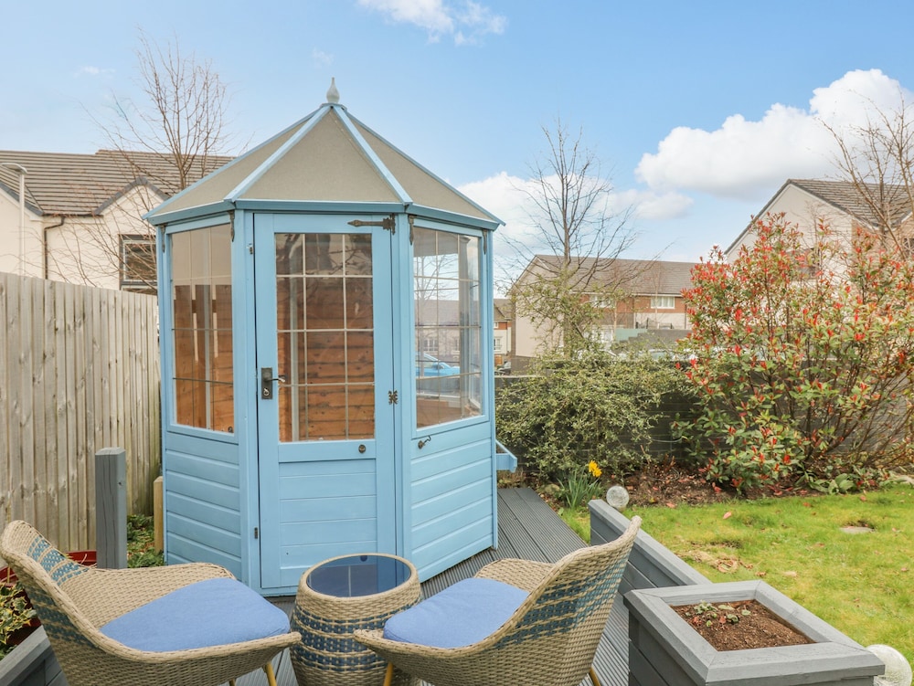10 Goodhope Gardens