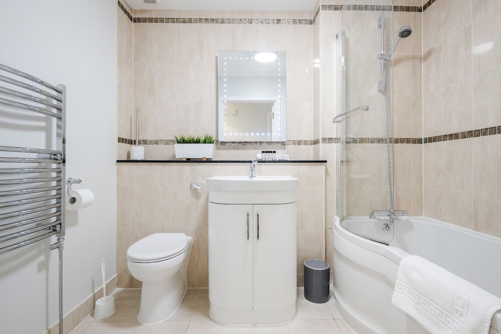 Roomspace Apartments - Nevis Court