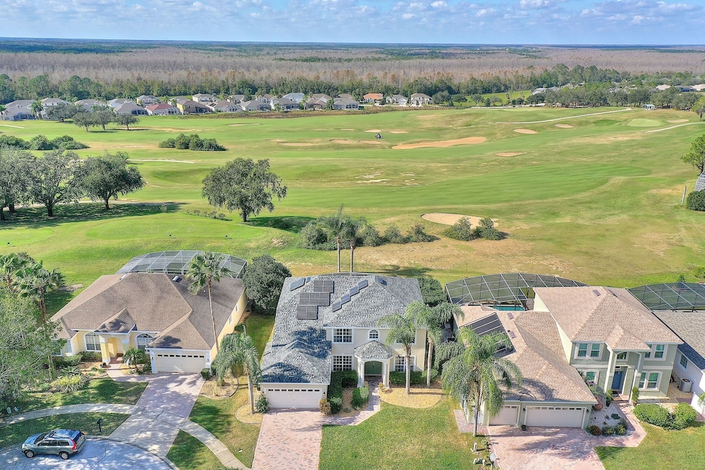 Miles Around At Highlands Reserve By Shine Villas 6 Bedroom Home view 5