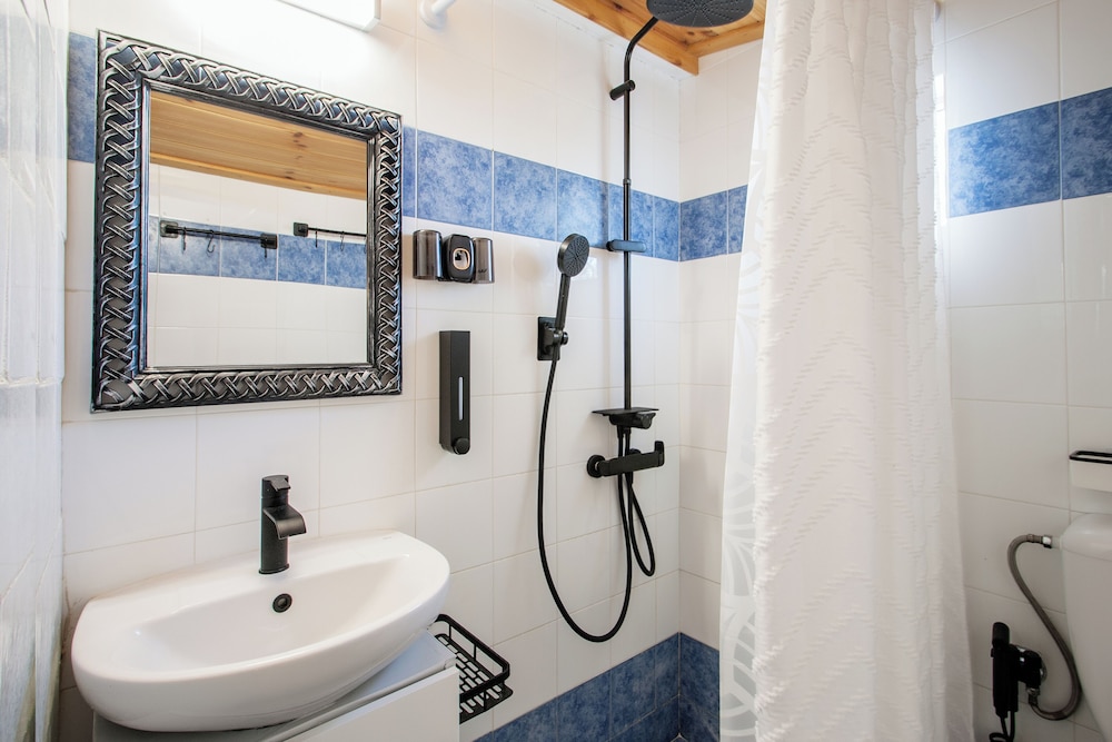 SkyFrame Apartments