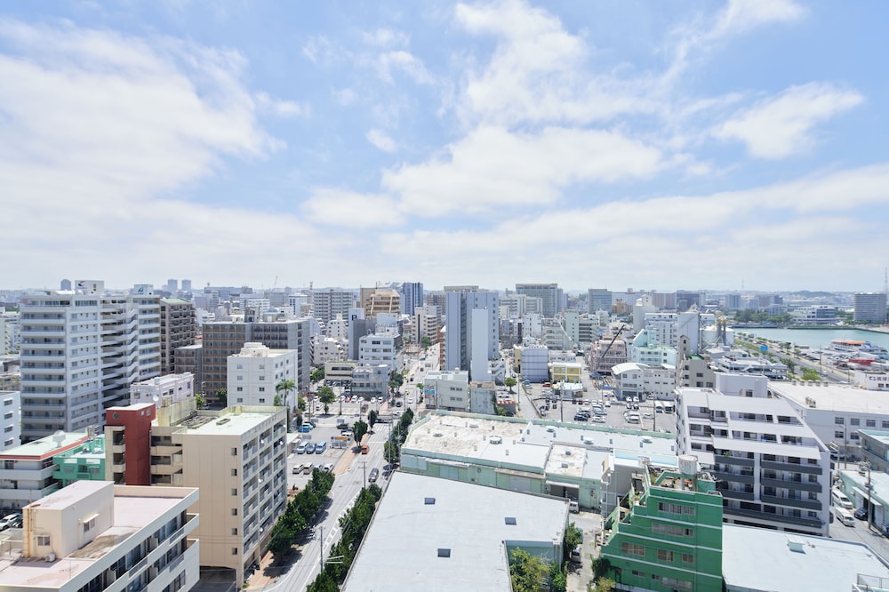 B/C HOTEL NAHA Hotel with rental car view 3