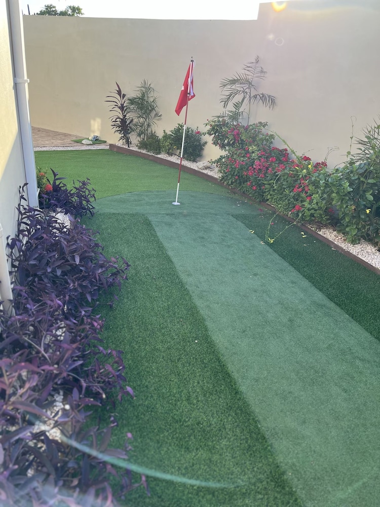 3 Bedroom Villa in Pos Chiquito Sun and Fun 5 Minute Walk to Beach