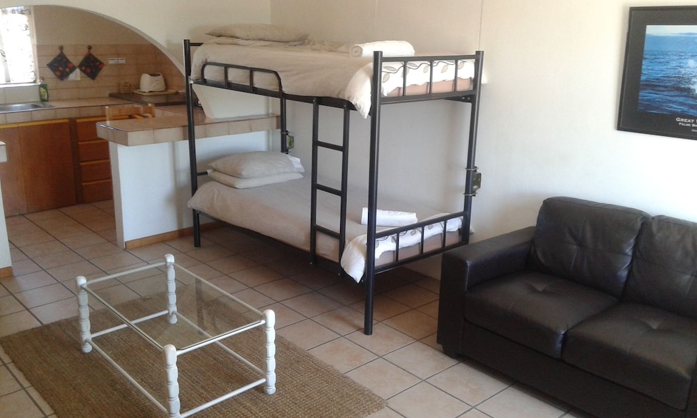 Oom Piet Self Catering Accomodation