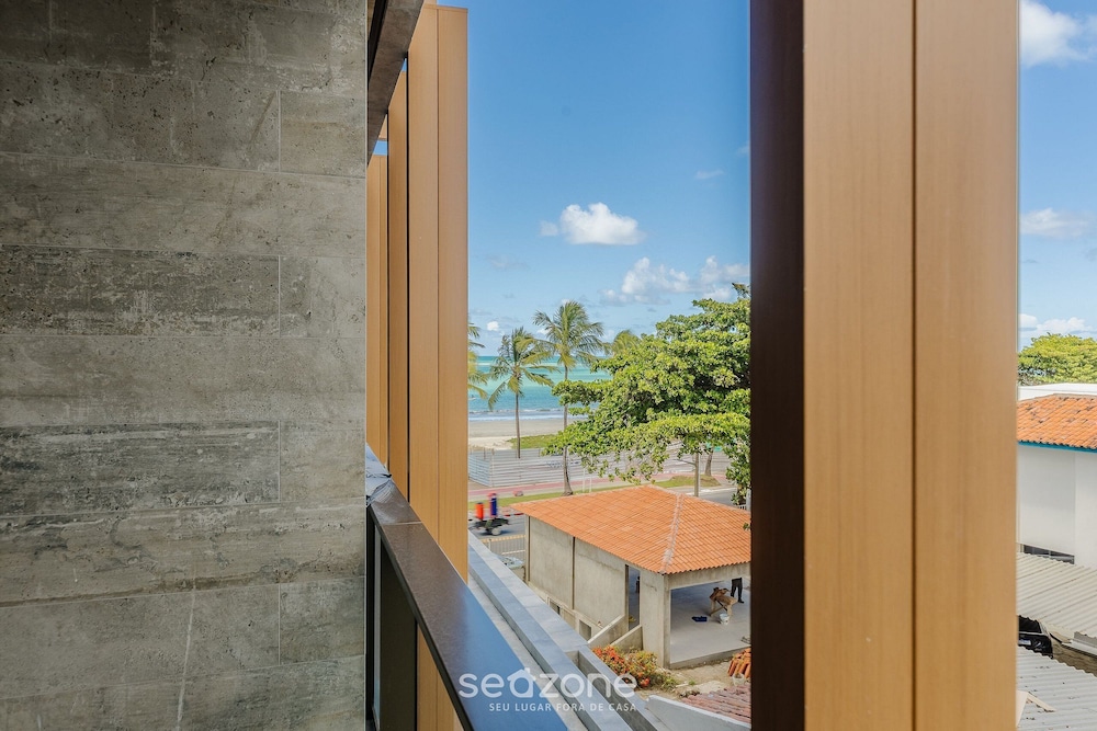 Nwts - Studios in Building With Sea View
