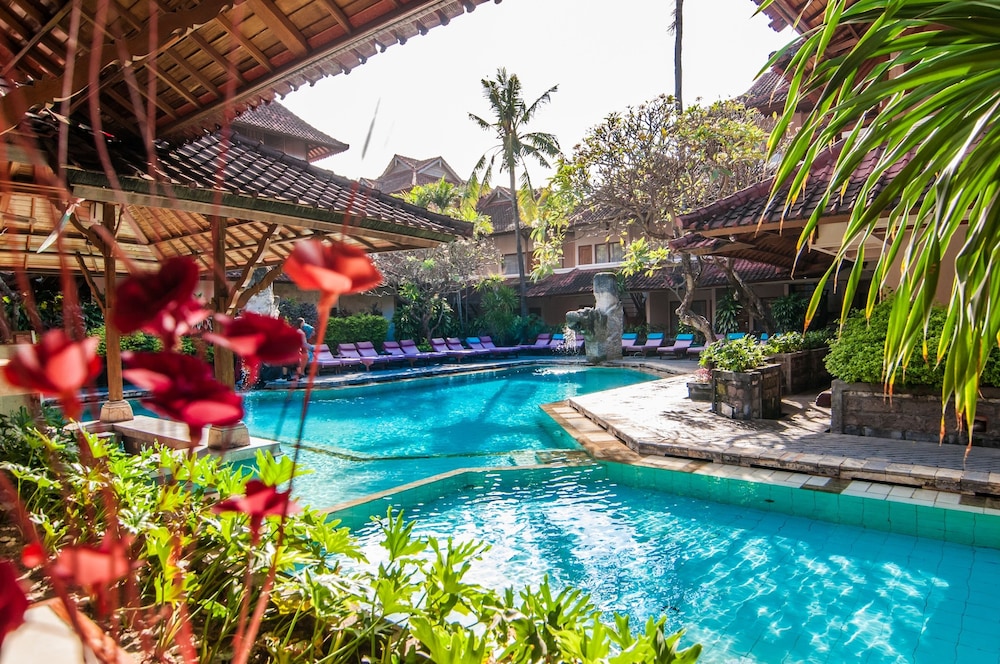 Bounty Hotel