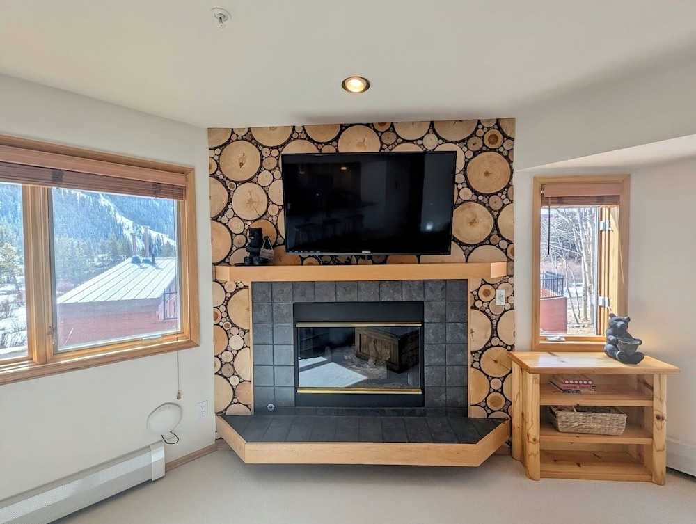 Cinnamon Ridge C114