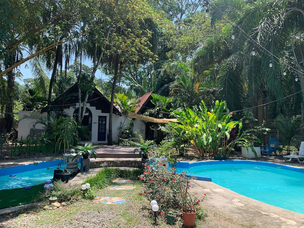 Hotel Mandacaru Puerto Viejo - Image 1