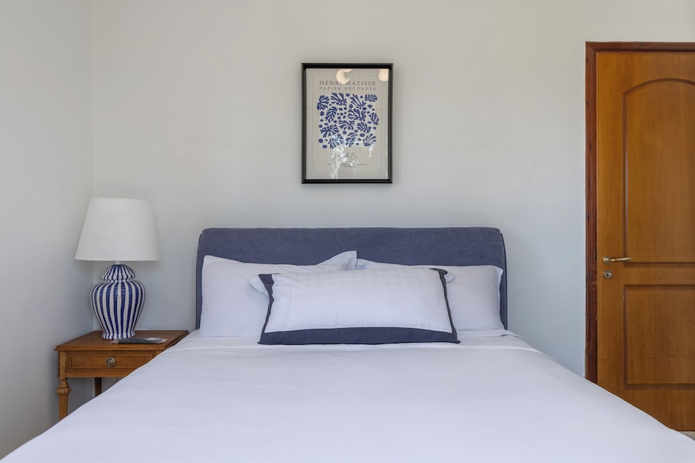 Oasis Luxury Residences