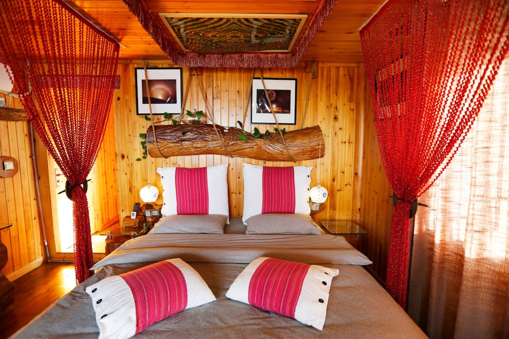 Longji One Art Inn
