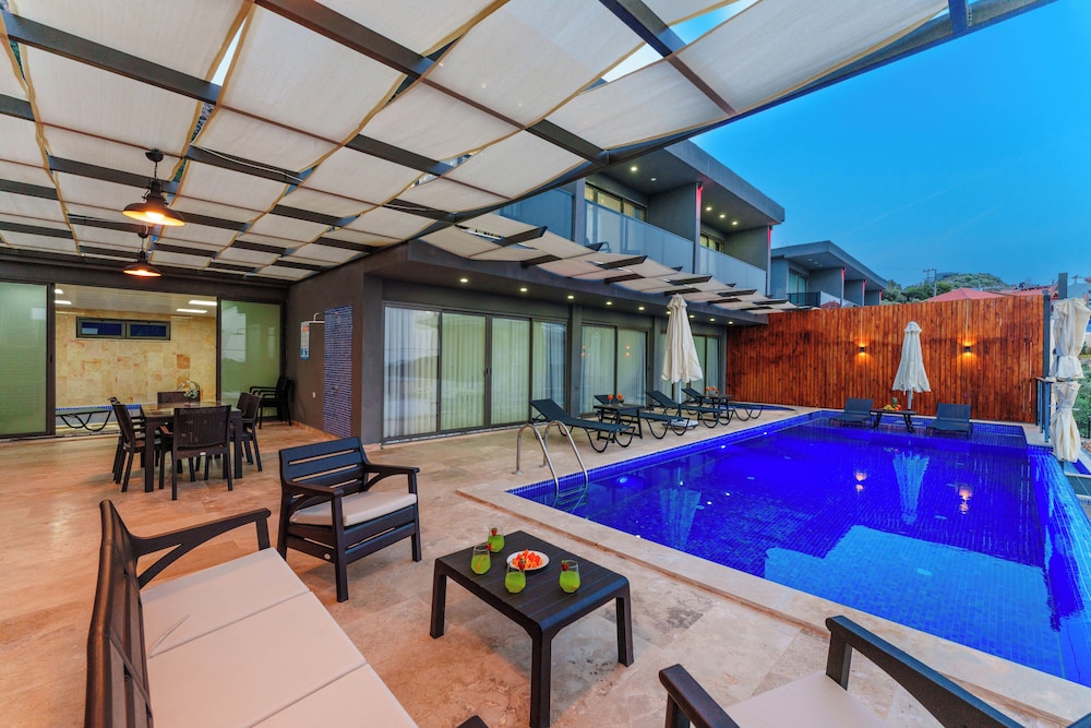 Grand Emora Villas