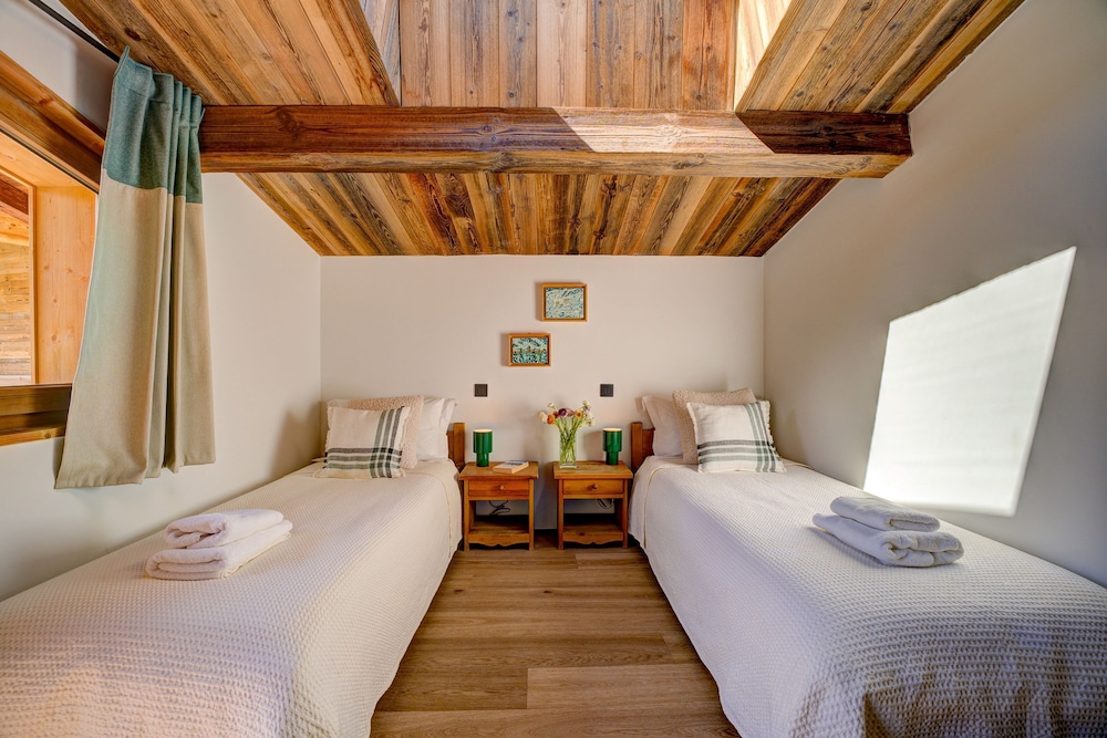 Chalet Fortuna a Jewel in Central Chamonix