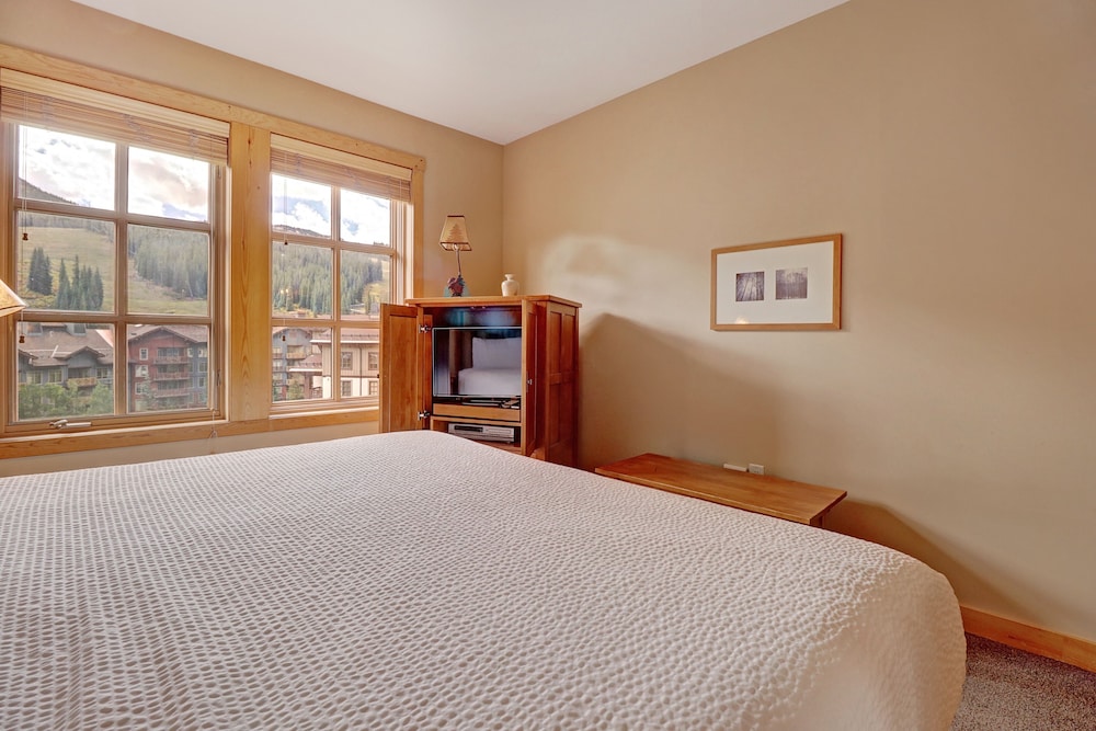 Pp605 Passage Point 3 Bedroom Condo
