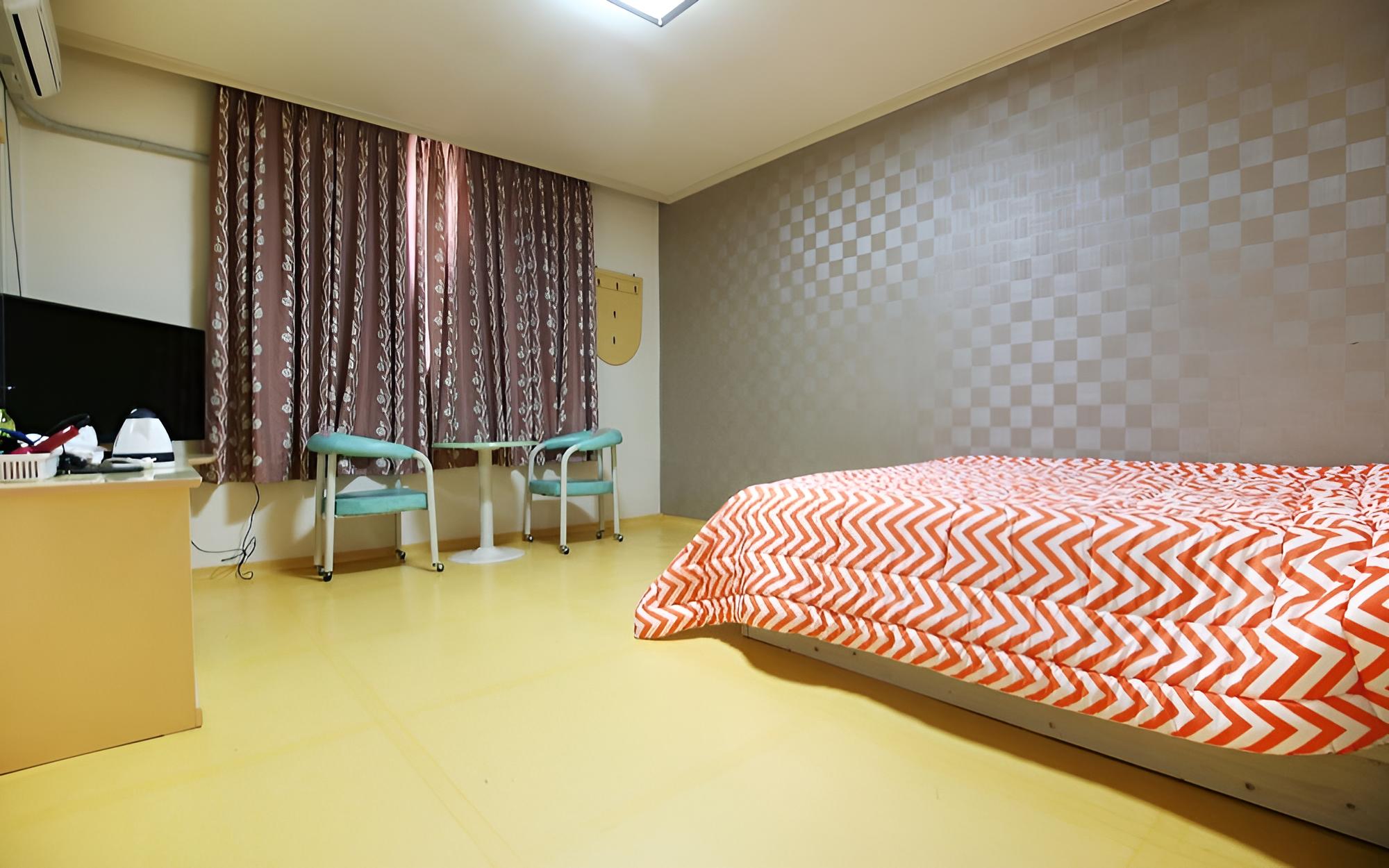 Yesan Garusil Motel view 2