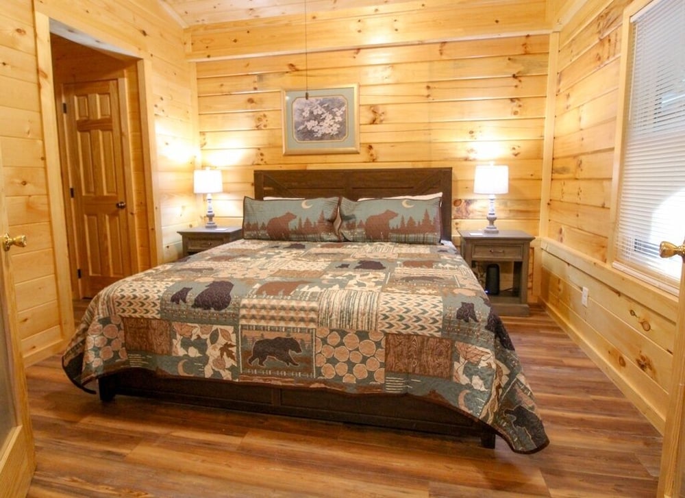 282 Cozy Cub 1 Bedroom Cabin