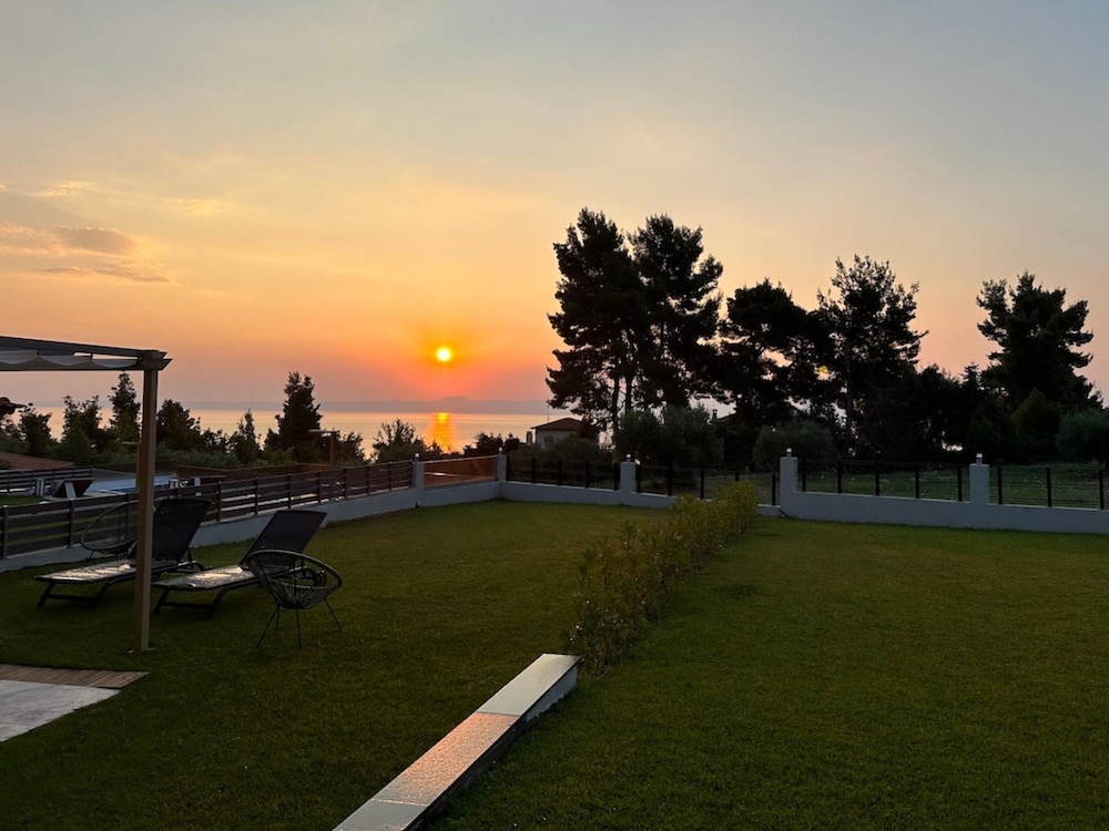 Villa Joana by Halkidiki Villas