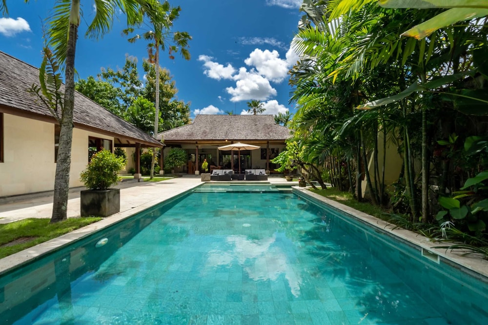Villa Alroda Antik