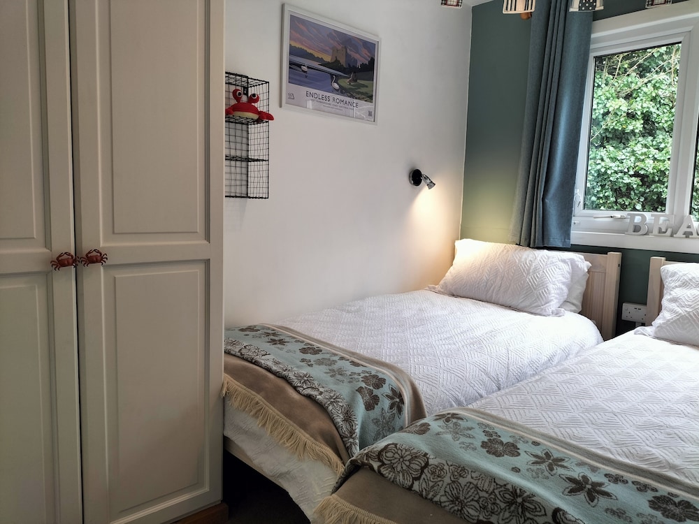 34 Freshwater Bay
