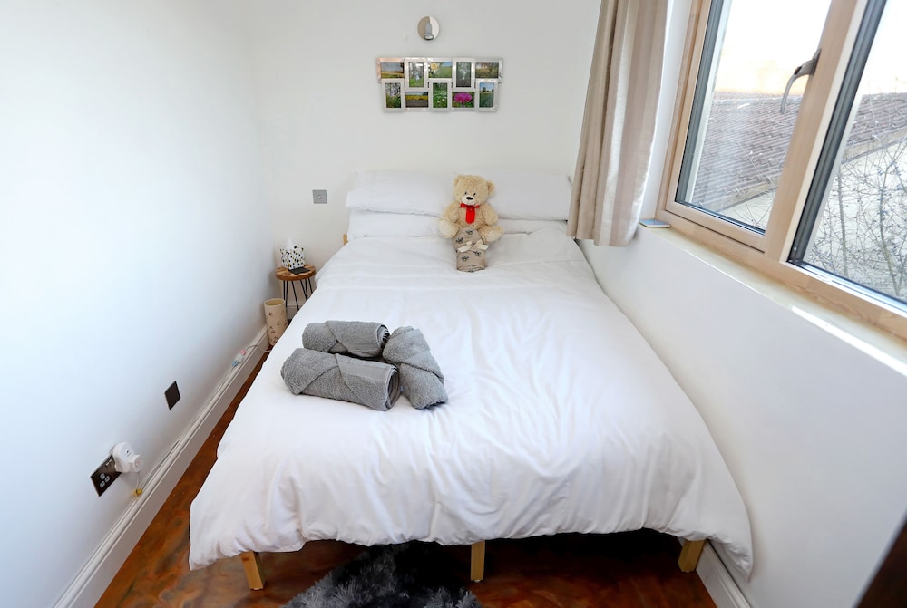 Picturesque Family Hideaway Chipping Ongar Essex