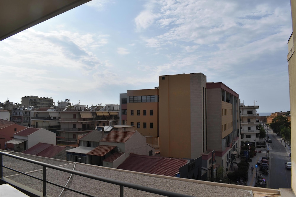 Opsis The CityScape Apartment