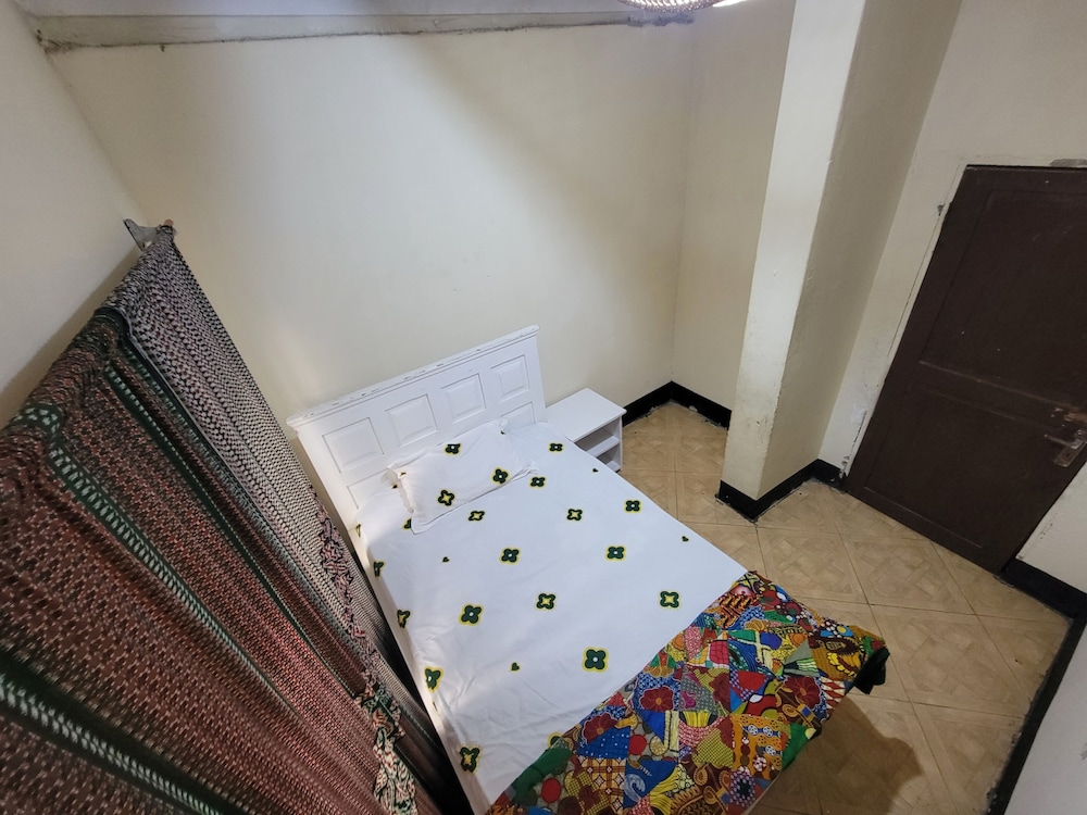 Safari junction backpackers hostel