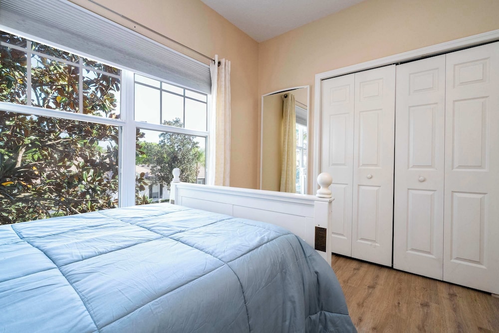 Family Villa w Pool Spa Game Room Near Disney