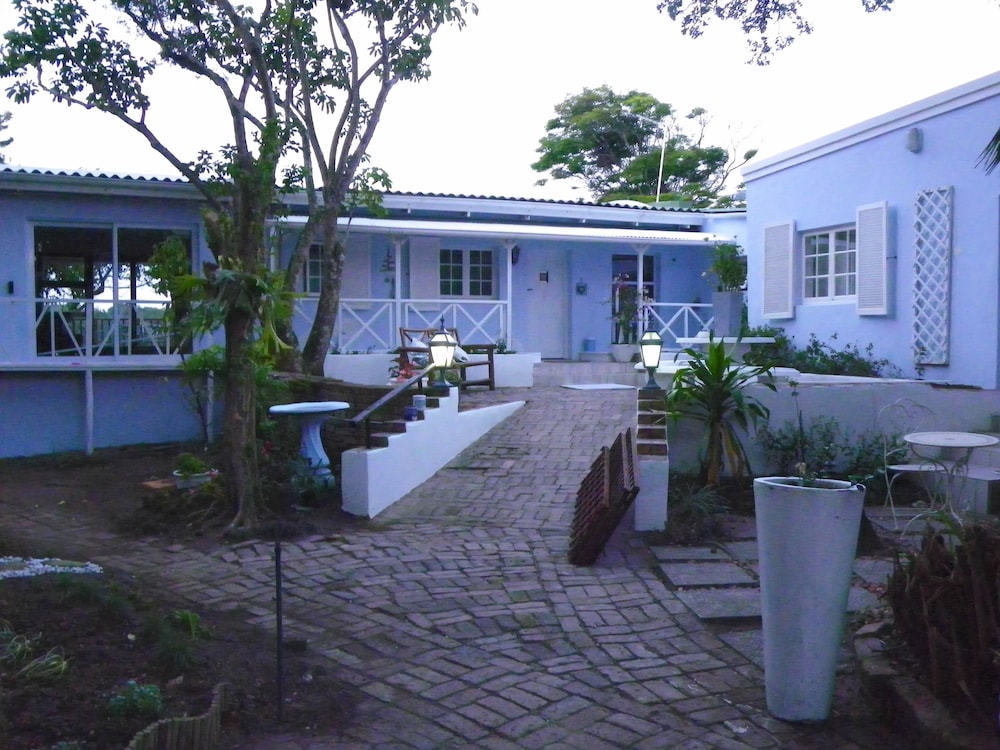 Blue's Guest House