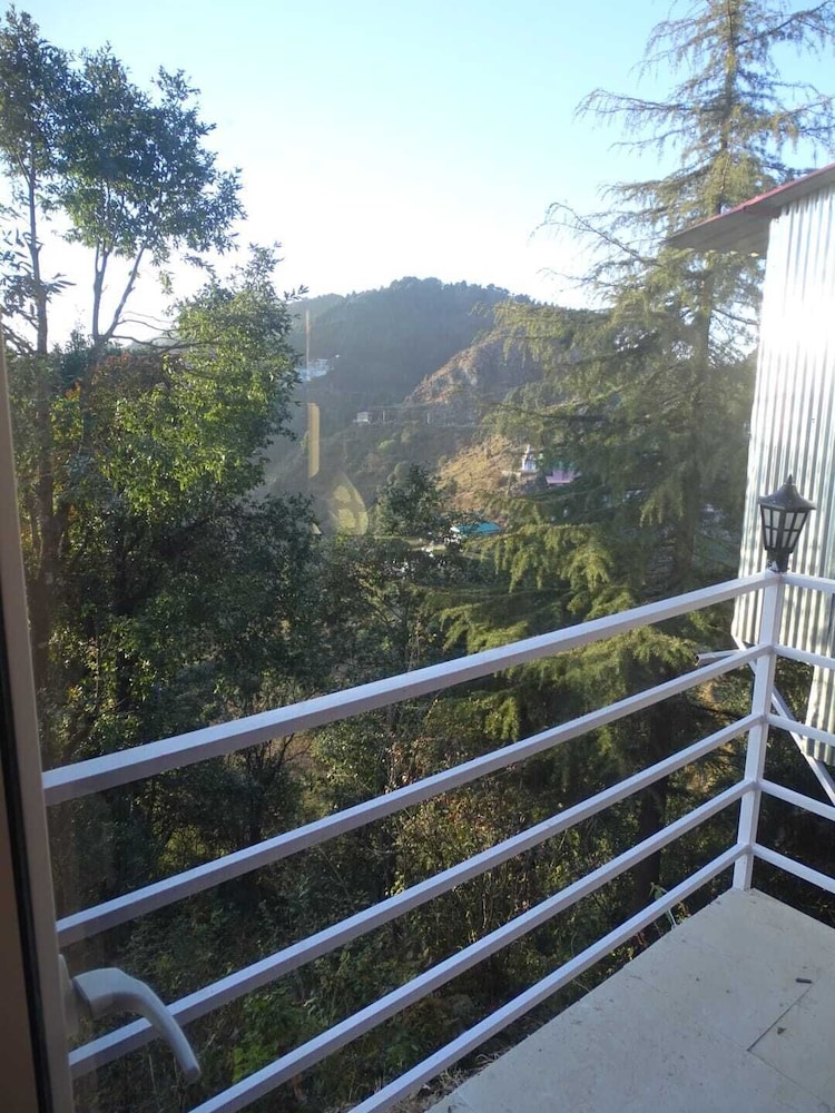 Shiku Glamping Stays