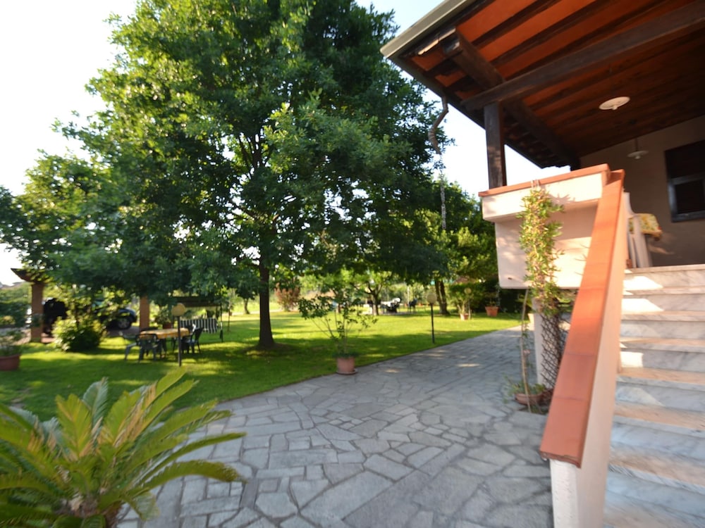 Belvilla by OYO Serena photo 3