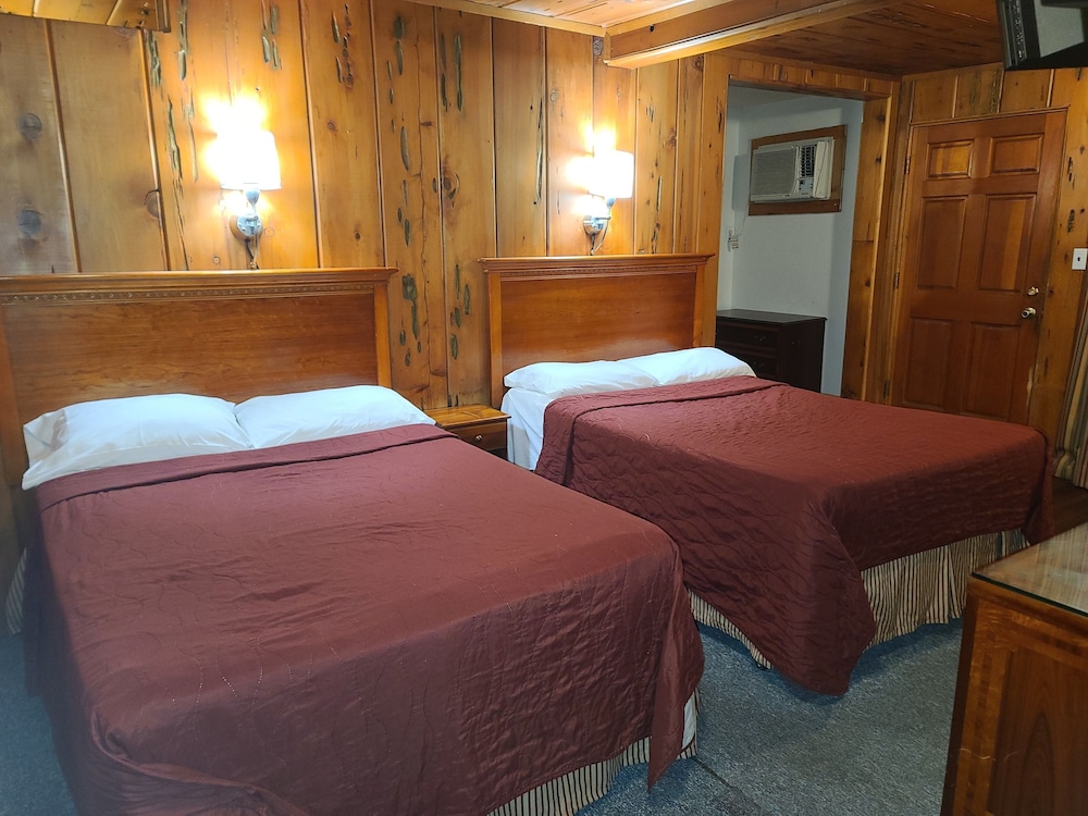 Bigfoot Motel