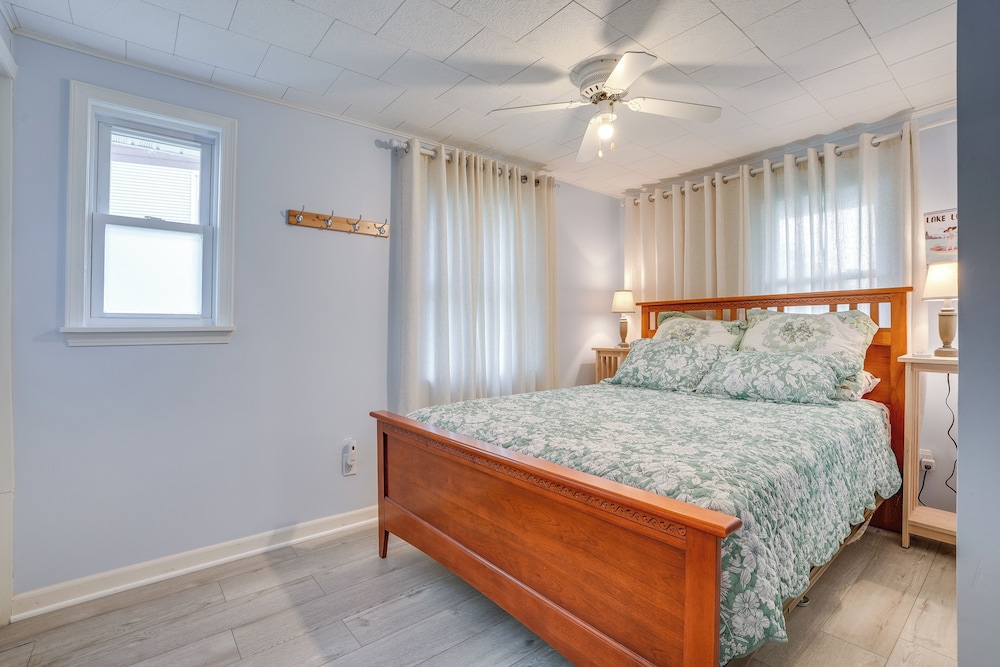 Dock & Kayak - Waterfront Retreat on Gilead Lake!