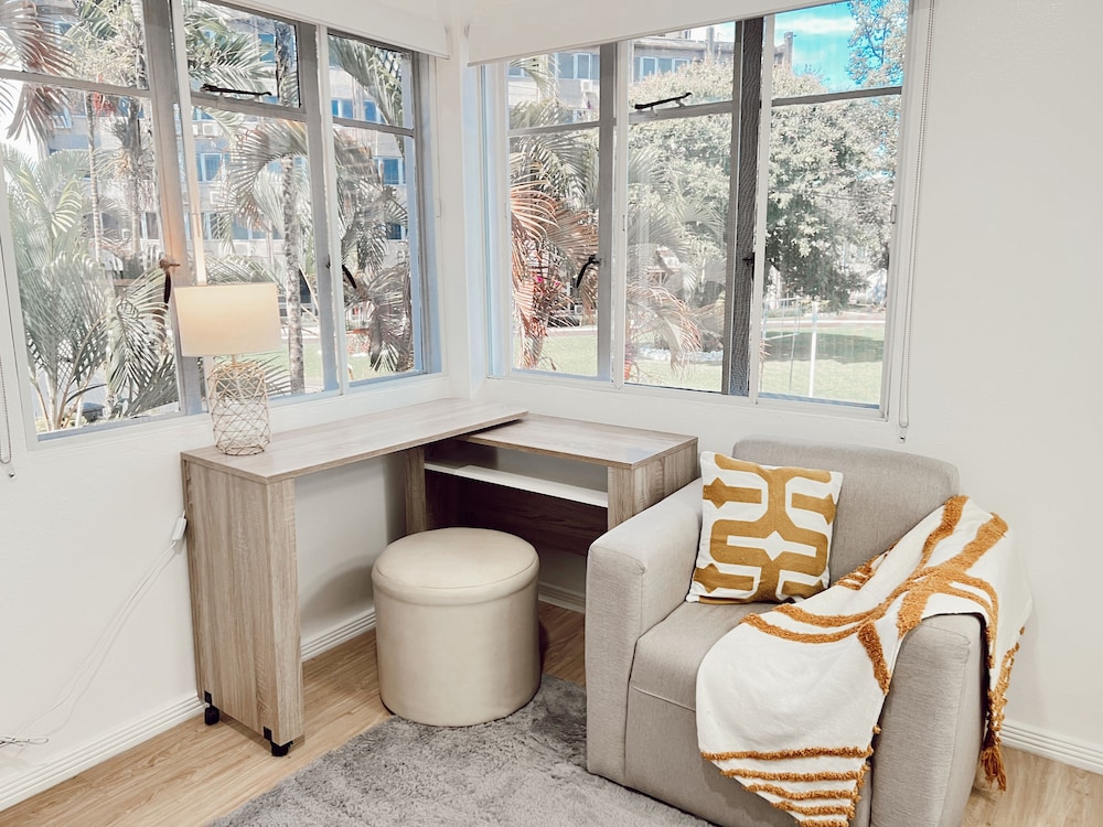 Gladstone Apartments - view 12