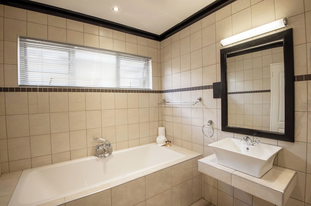 Arebbusch Travel Lodge