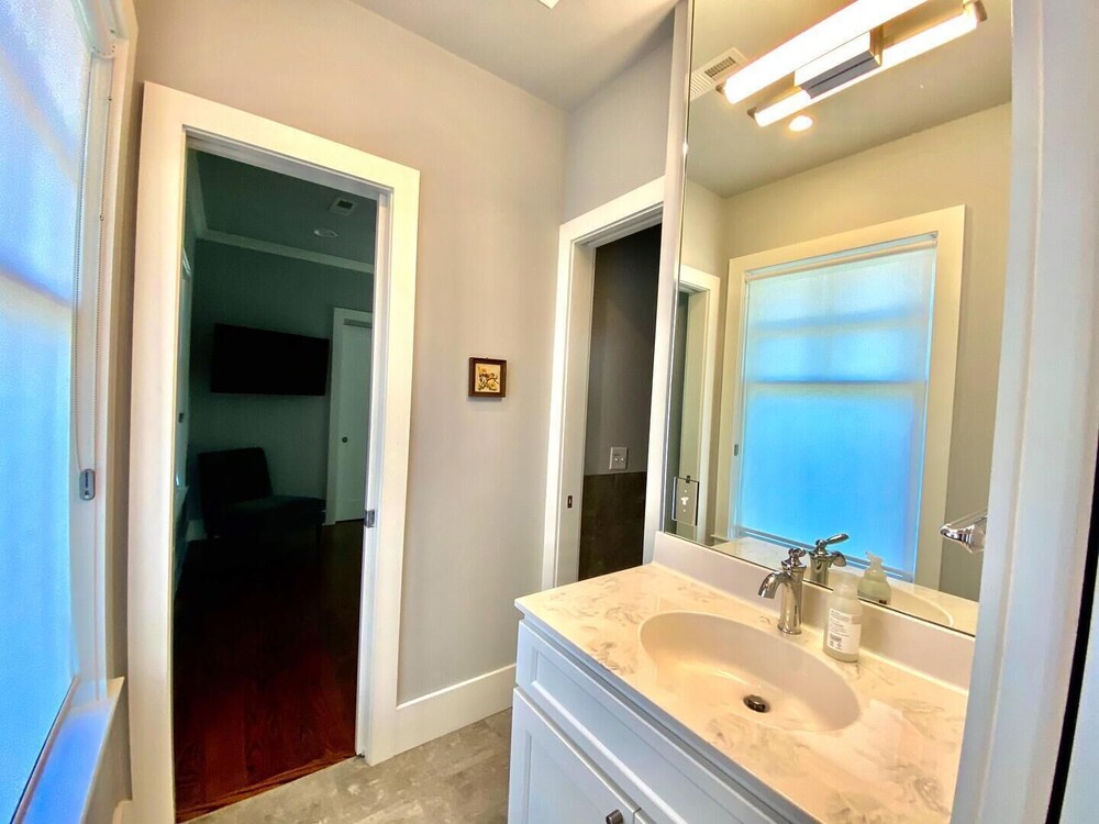 Bayard Avenue 300