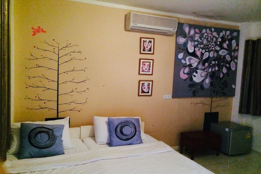 Feel at Home Hua Hin