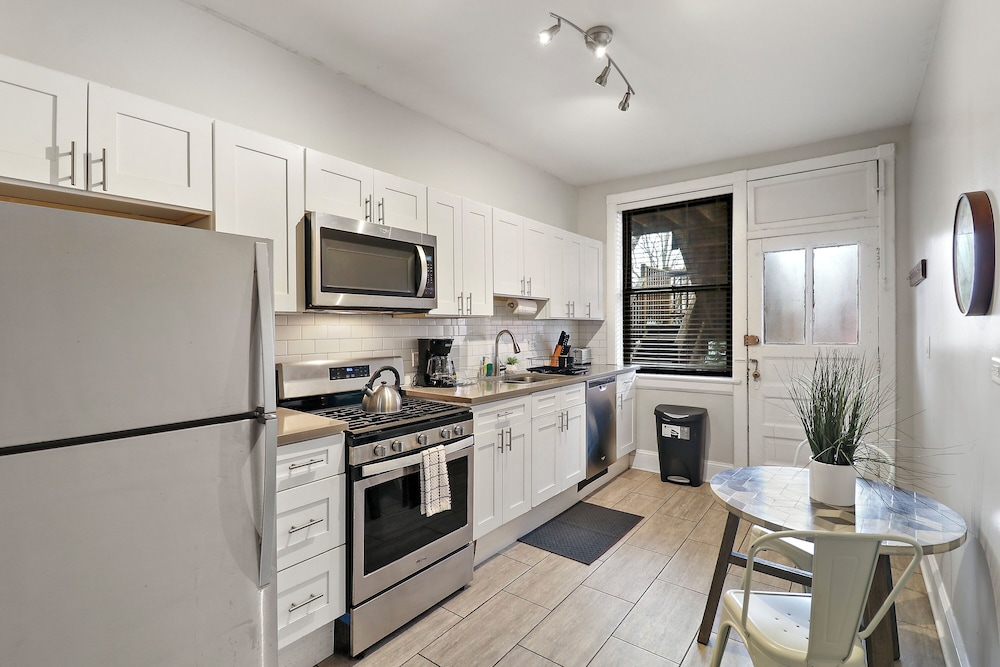 Complete 3BR - Blackstone 2