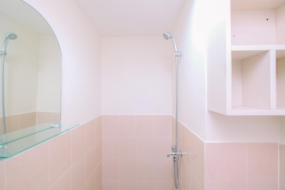 Good Choice and Homey Studio Podomoro Golf View Apartment