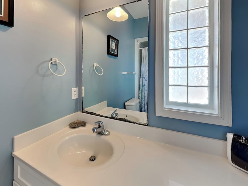 Bel Sole (Beautiful Sun) by Topsail Realty